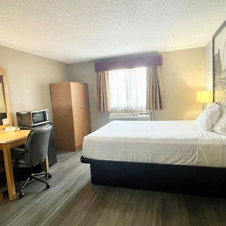 Super 8 By Wyndham St. Clair Mo Hotell Saint Clair Eksteriør bilde