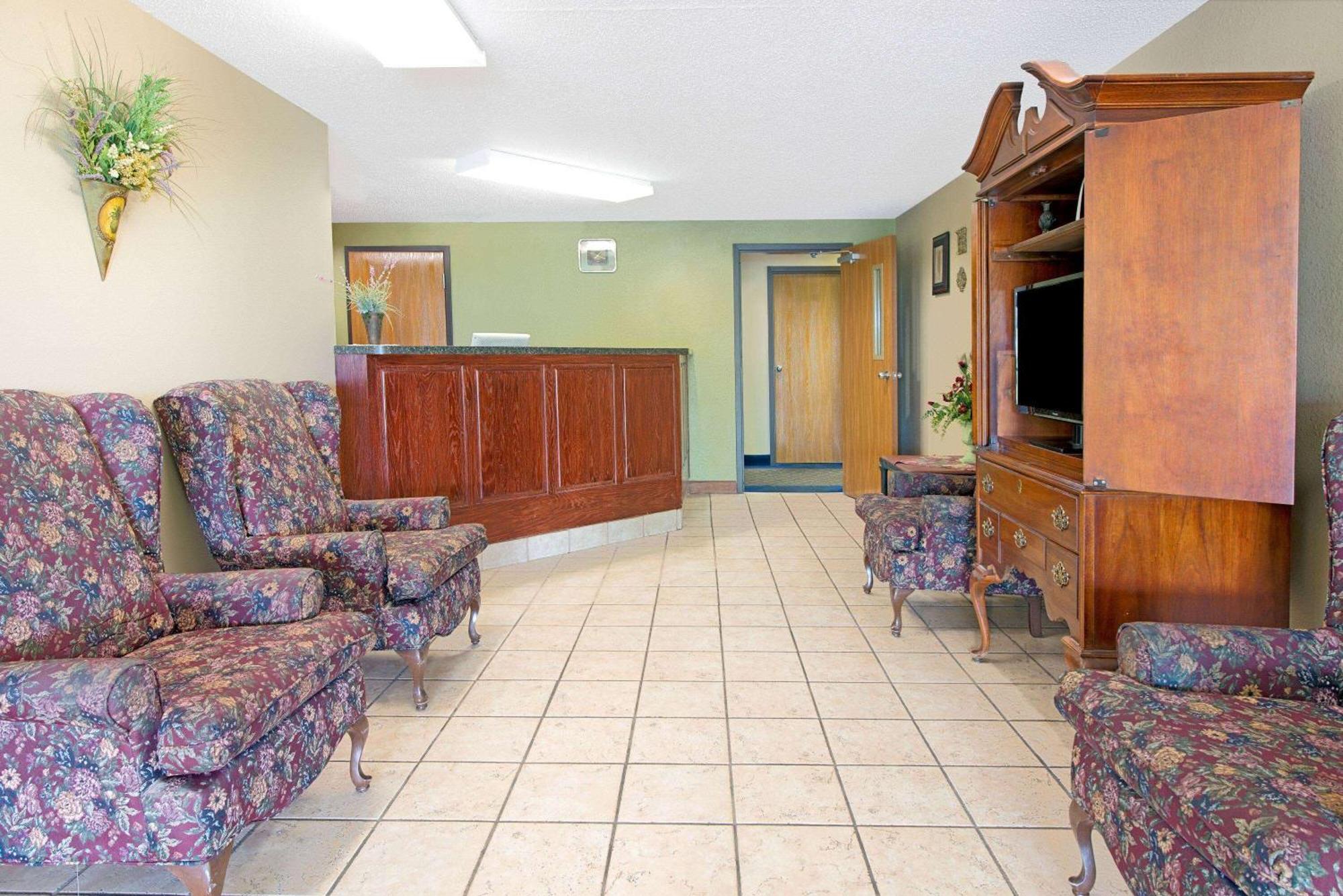 Super 8 By Wyndham St. Clair Mo Hotell Saint Clair Eksteriør bilde
